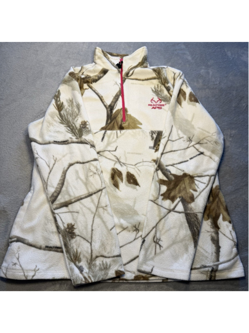 Women’s XL 16-18Realtree Fleece 1/4 Zip AP Snow White Camouflage Pullover Jacket